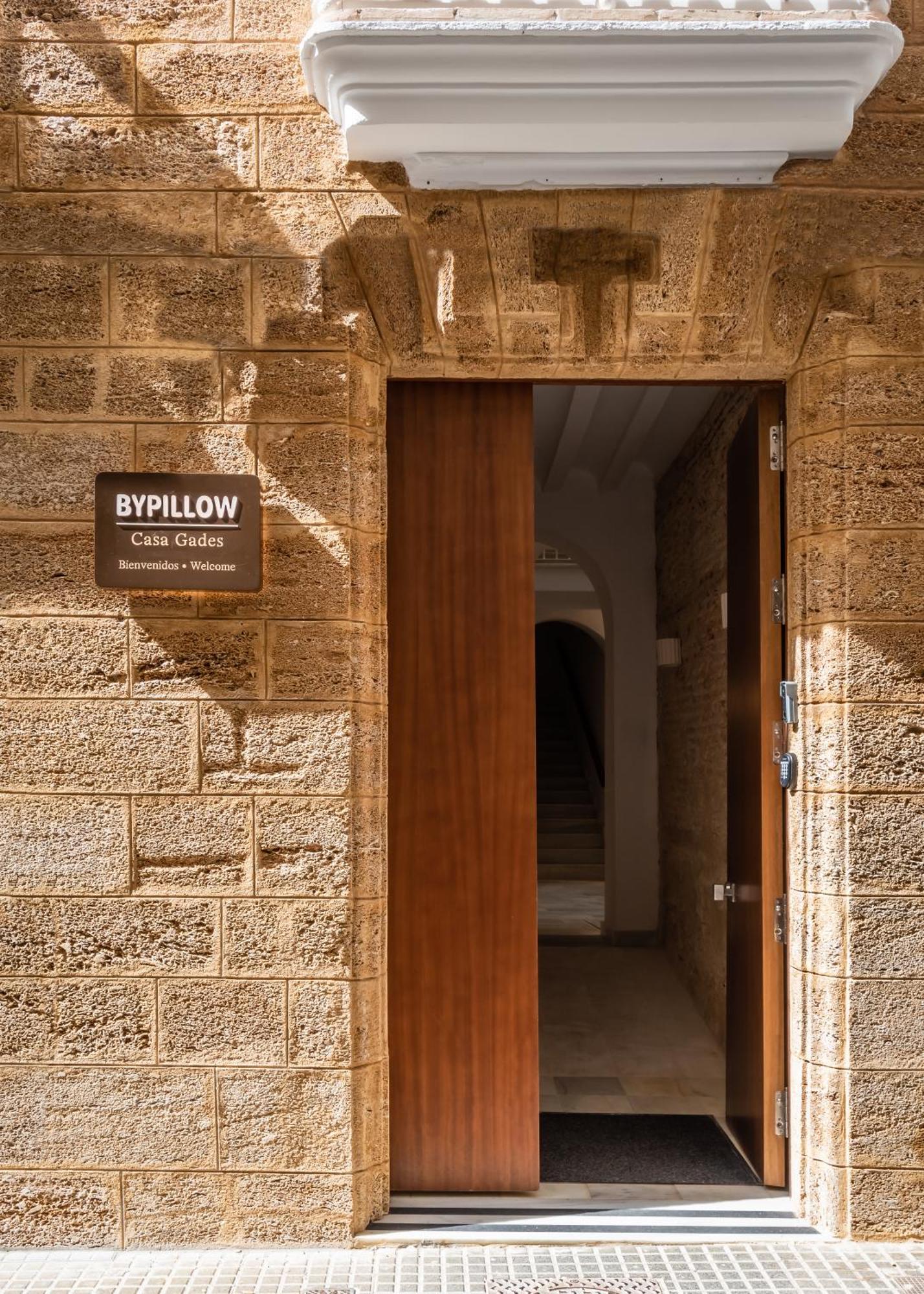 Bypillow Casa Gades Cádiz Exterior photo